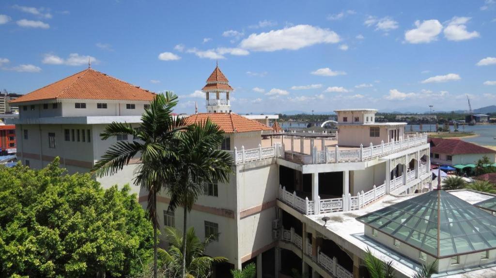 Felda Residence Kuala Terengganu Eksteriør bilde